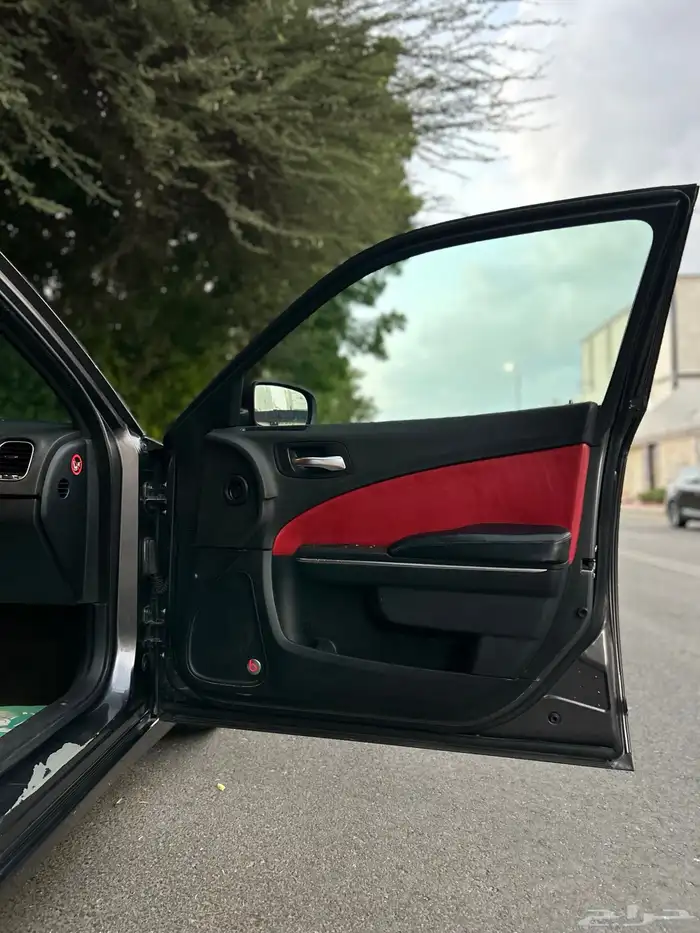 دودج تشارجر 2015 23