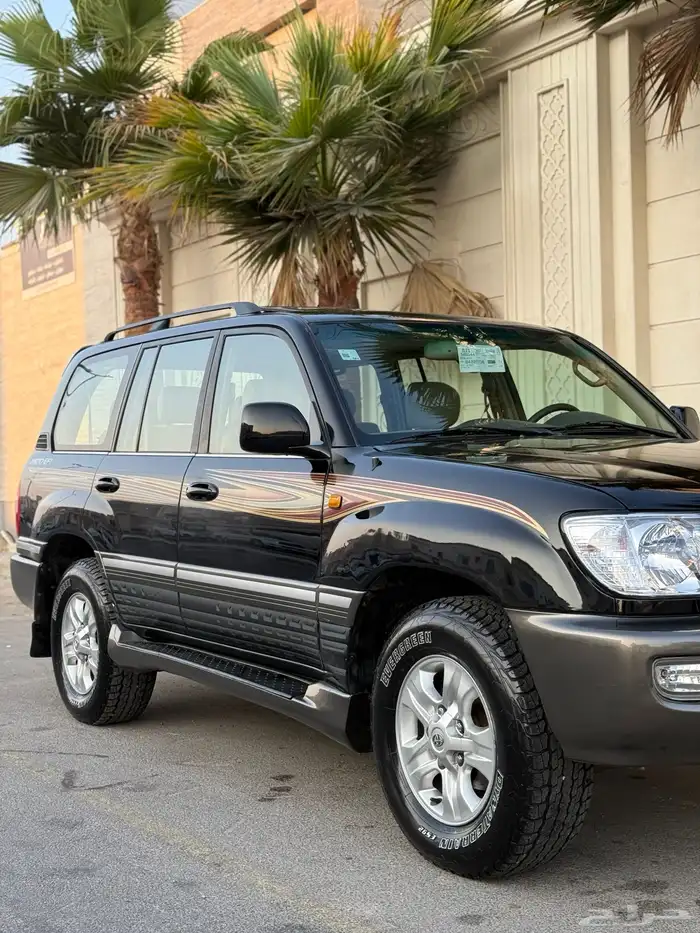 لاندكروزر فل مواصفات قير عايدي 10