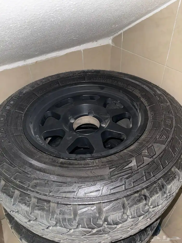 للبيع جنوط 17ميثود اصلي 5 مسمار وكفرات حجرية 0