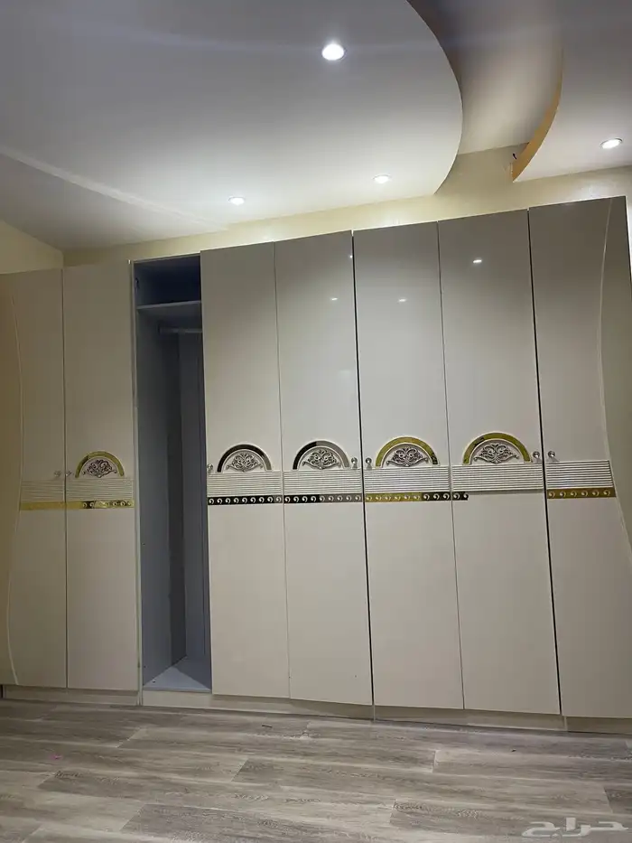 غرفه نوم للبيع الموقع حي النسيم 0