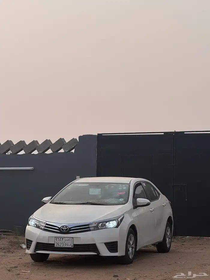 كورولا 2015 للبيع 17