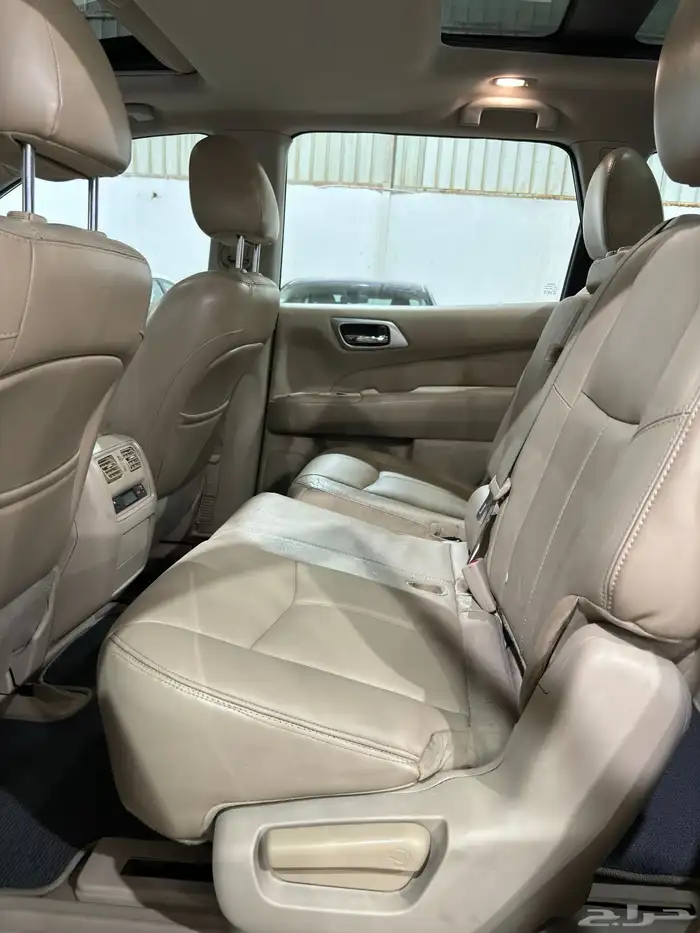 نيسان بافندر 2014 فل كامل فتحه سقف SV عائلي ثلاث صفوف 9