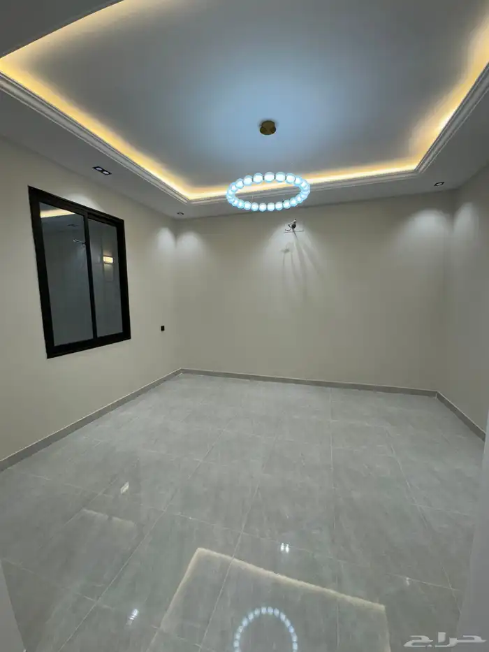 للبيع مقابل نادي ضمك شقق تمليك أرضي بمدخل سياره تشطيب vip 10