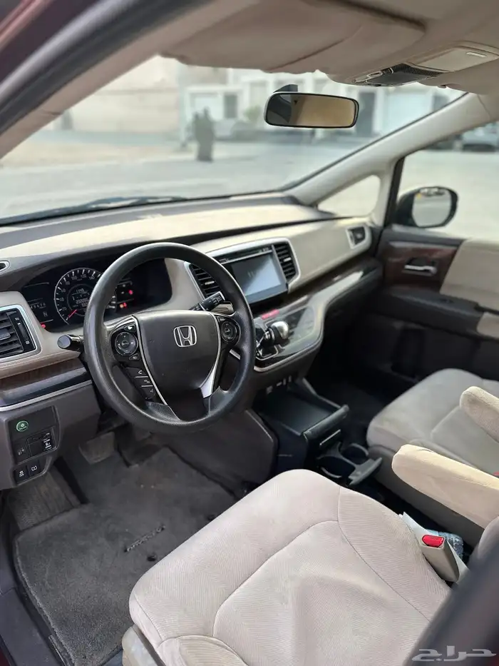 هوندا أوديسي 2020 عنابي 16