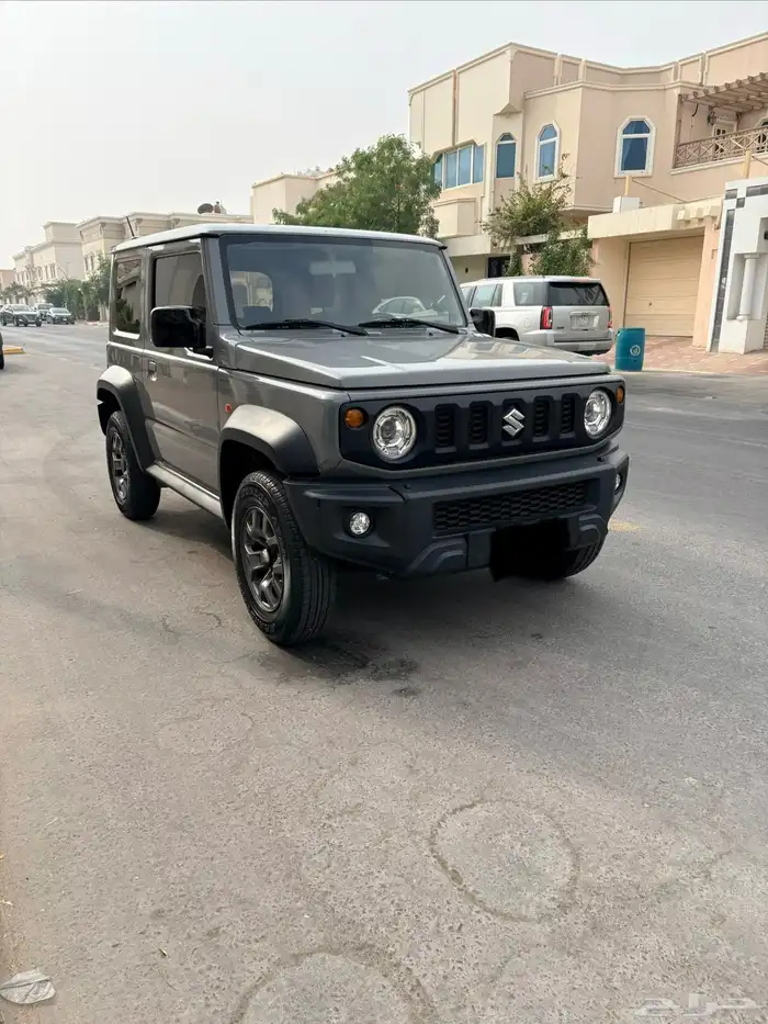 سوزوكي جمني 2022 1