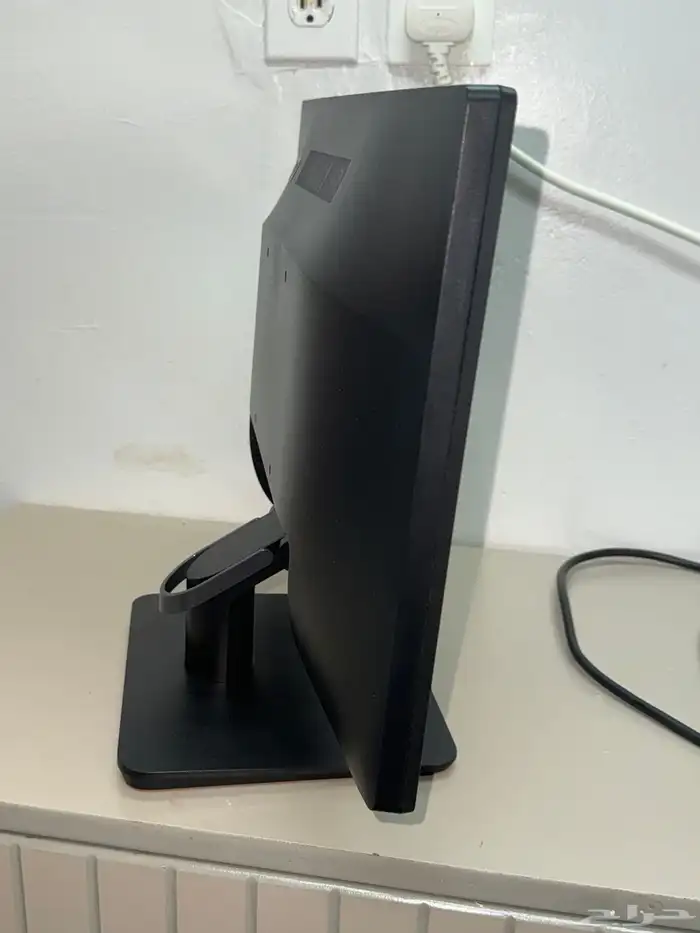 شاشه كمبيوتر لينوفو D19-10 مستعمله 18.5بوصه اخت الجديده 250 14