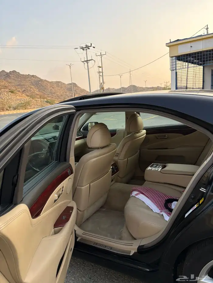 لكزس ال اس 2009 لارج سعودي فل كامل 14