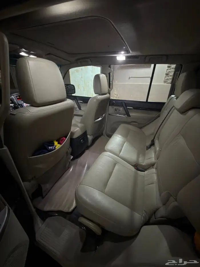 باجيرو 2016 نظيف جدا 12