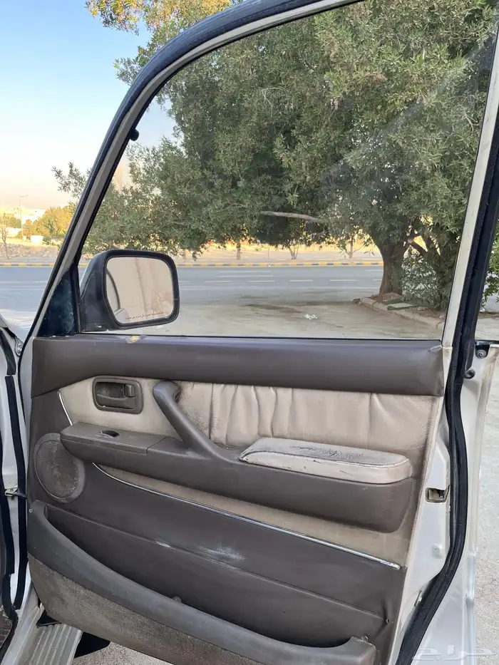 لاندكروزر 96 فل كامل 8