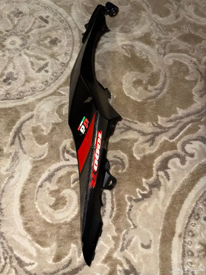 فيابر سوزوكي 1000rr 2022 جهه يسار 2