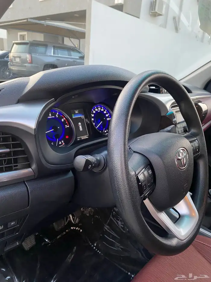 هايلوكس 2018وكاله مخزنه قير عايدي بدون دبل 24