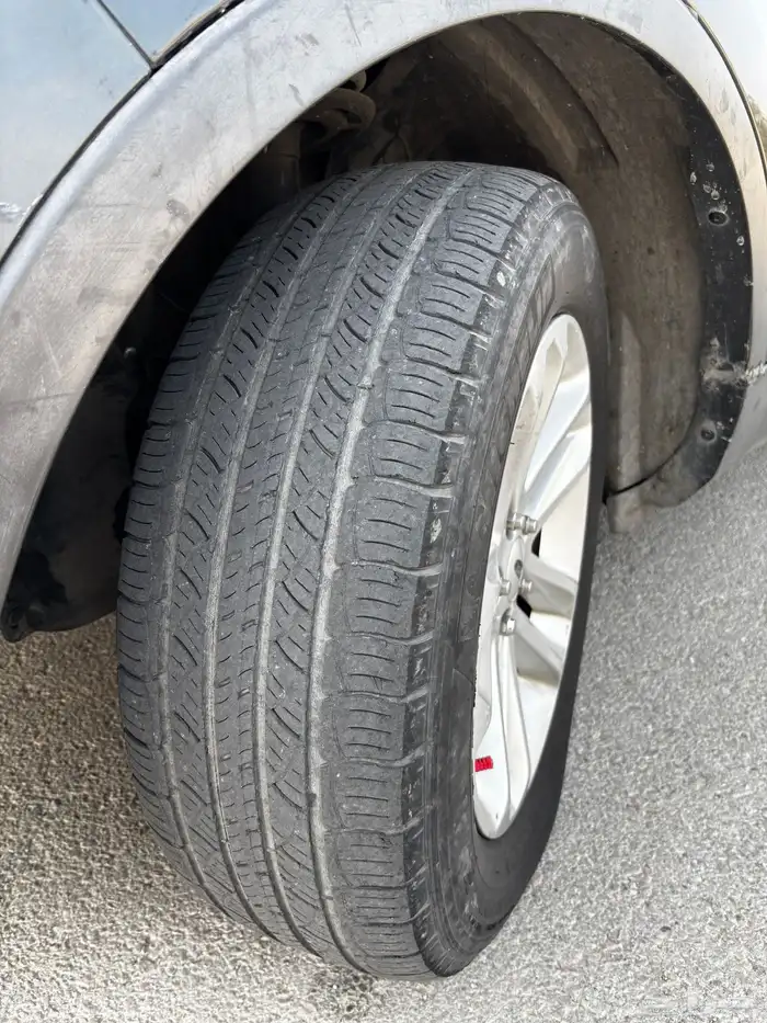 Ford Explorer 2013 XLT 4WD for Sale 7