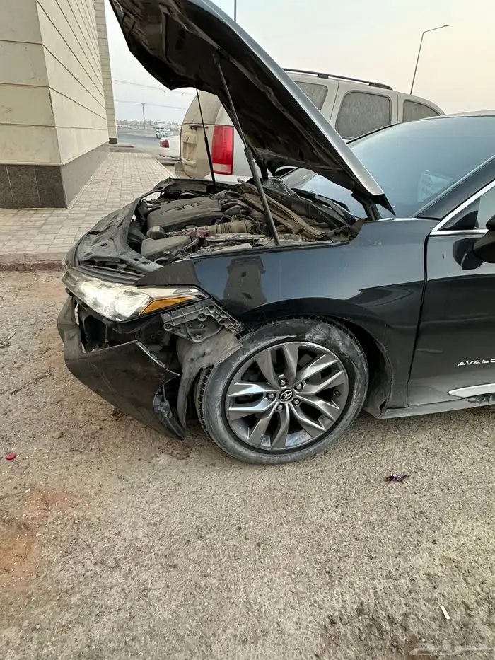 تويوتا افالون 2022 5