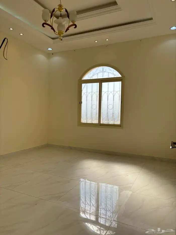 دور الإيجار السنوي 5