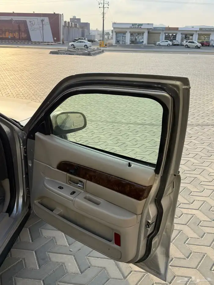 فورد جراند ماركيز 2008 7