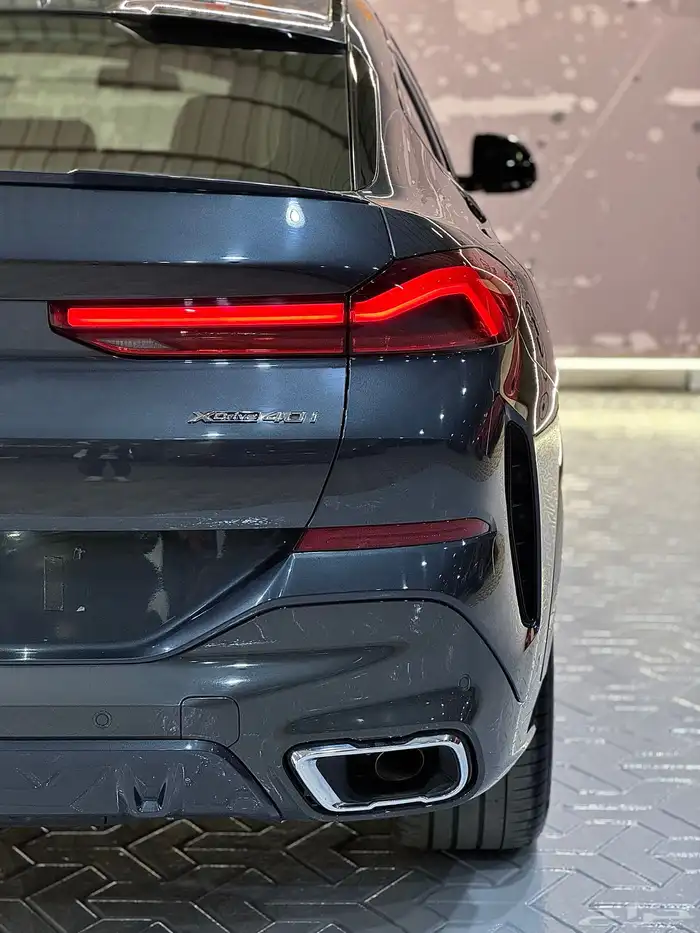 بي ام دبليو v6 موديل 2020 15