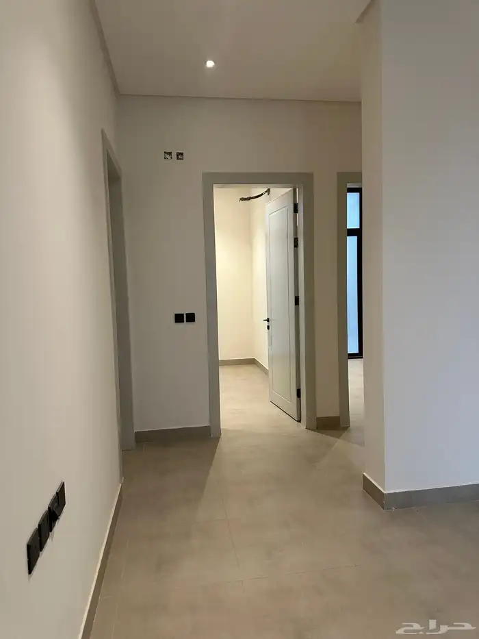 ادوار و بنتهاوس في حي الرمال للبيع 13