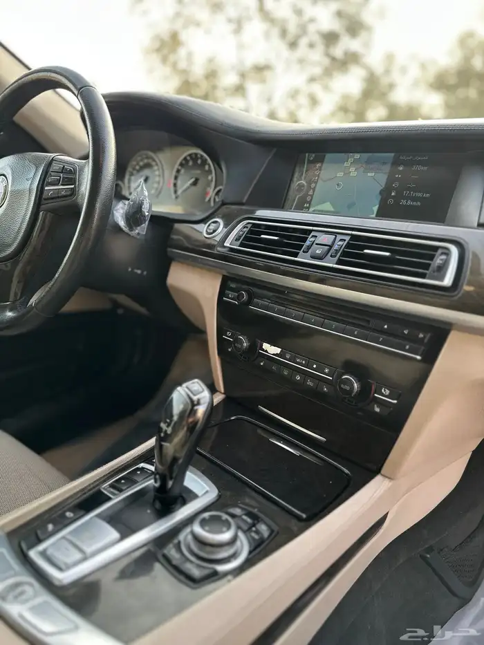 للبيع BMW 750Li 2012 25