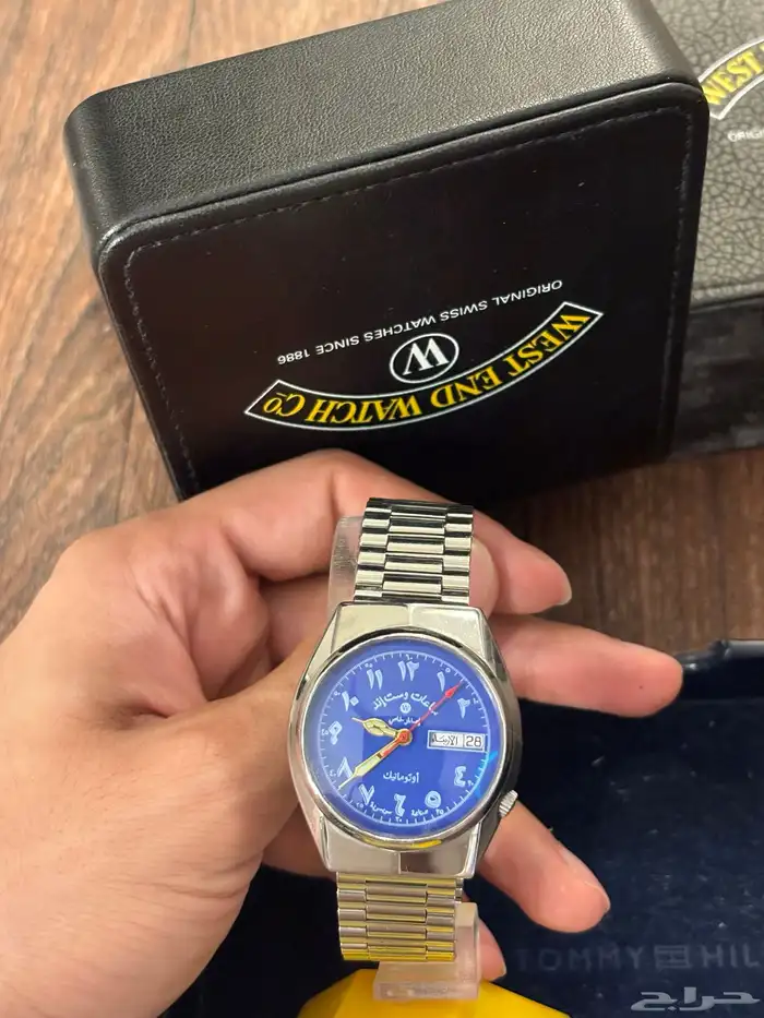 ساعة ويست اند اصدار خاص عربي ازرق فنتج 0