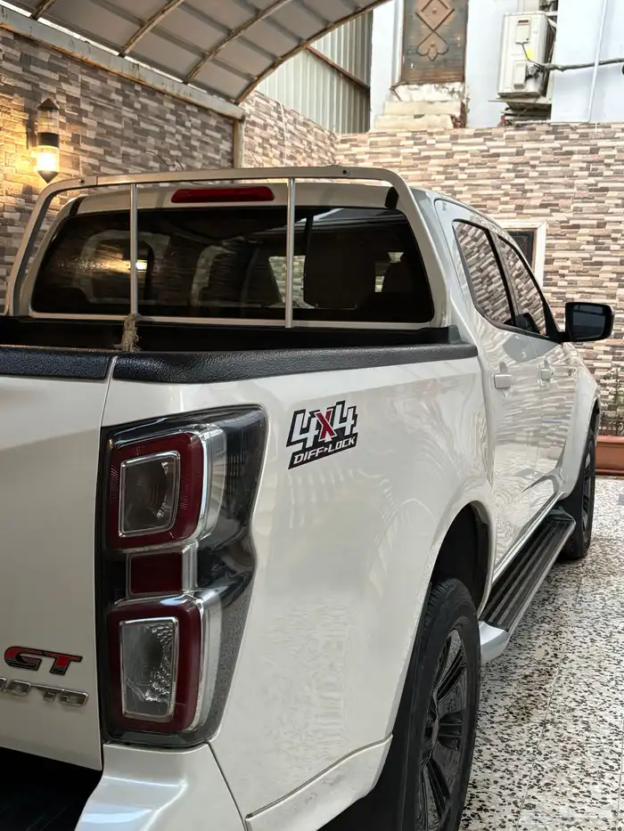 ايسوزو ديماكس 2023 GT 14