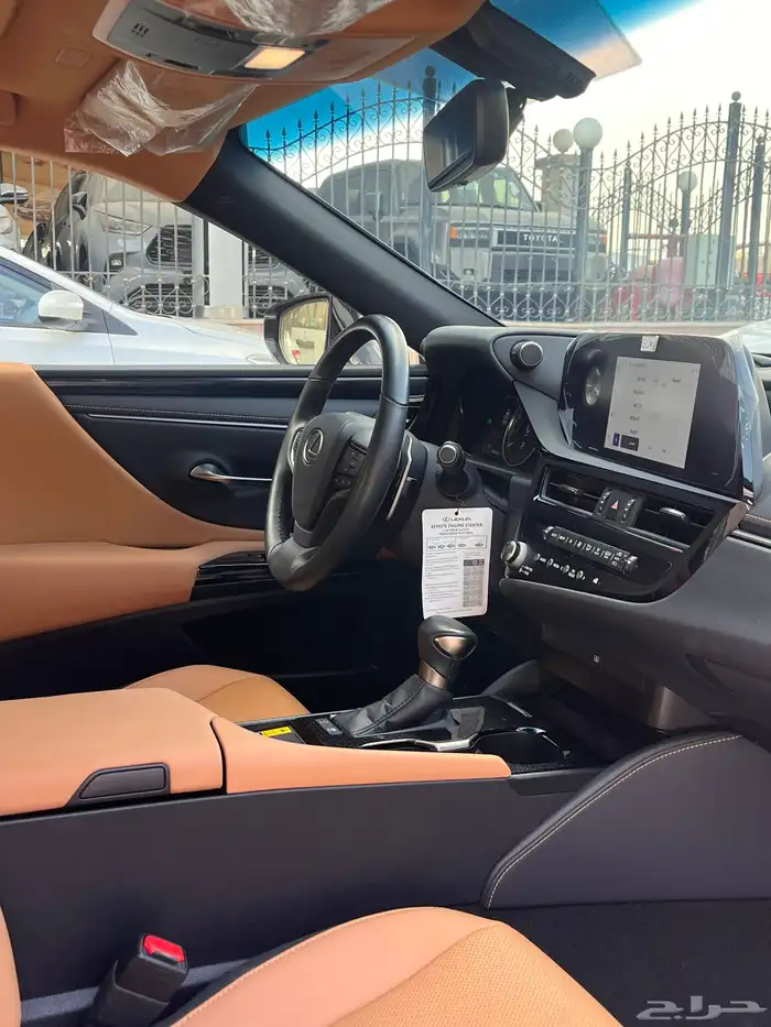 لكزس ES300h 2024 هايبرد عبداللطيف جميل شبة الجديد 10