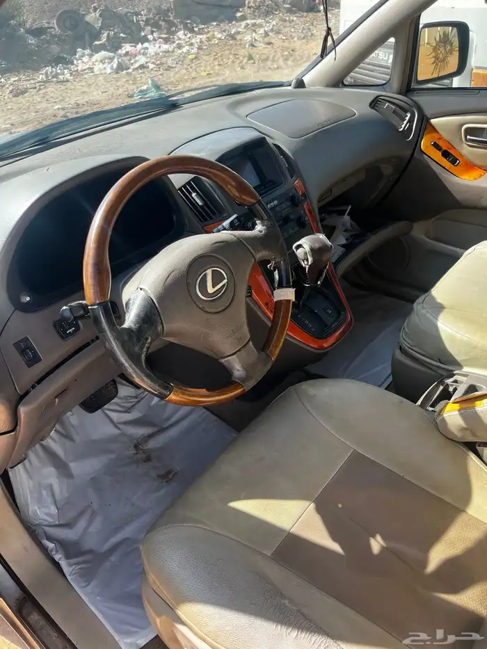 جيب لكزس صغير مسقط للبيع 4