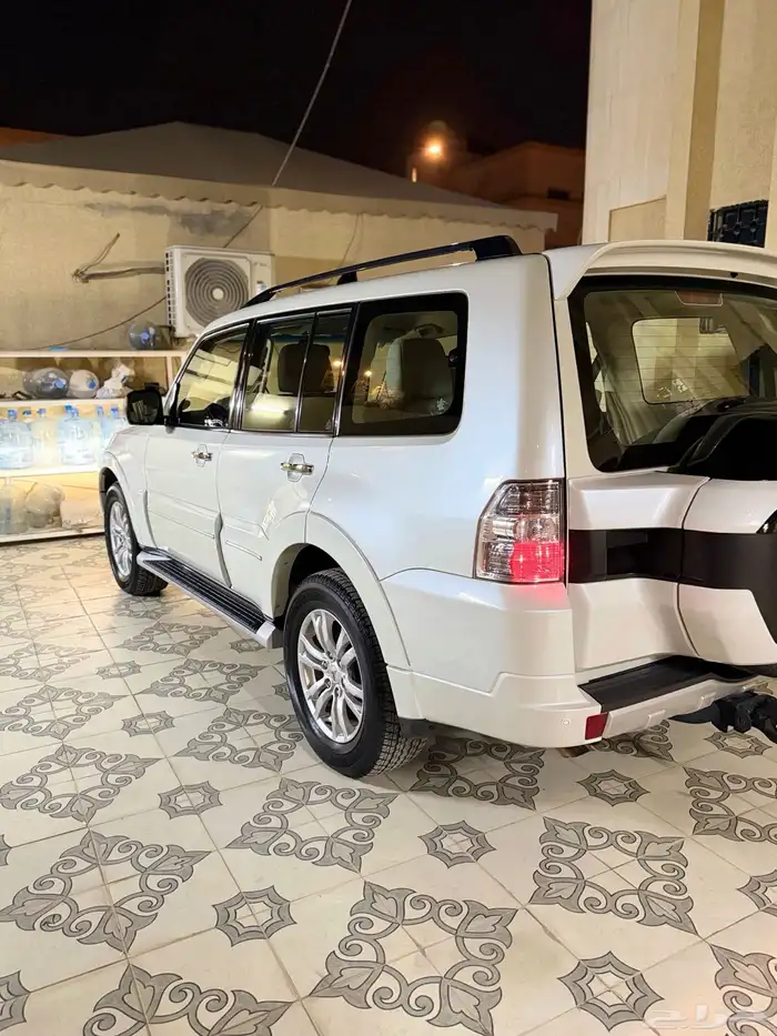 باجيرو 2020 فل كامل مكينه 3.5 علامات ذهبيه مخزن 4