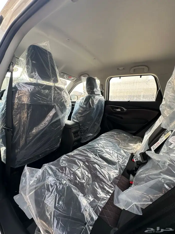 تويوتا اوربان كروزر استاندر 4 سلندر موديل 2026 جديد فقط 3