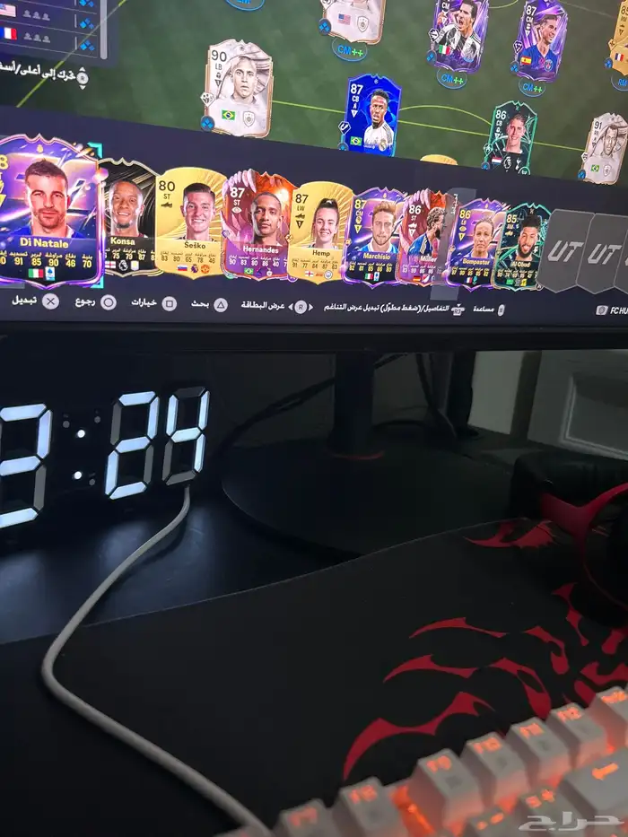 للبيع حساب فيفا   فيه مبابي وتشكيلة قوية pc 1