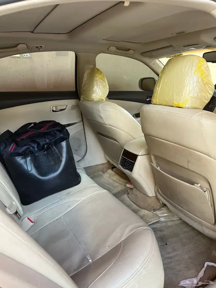 لكزس 2011 فل كامل 15