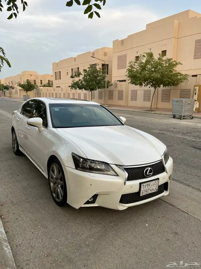 للبيع لكزس GS350 CD - موديل 2015 - فل كامل 3