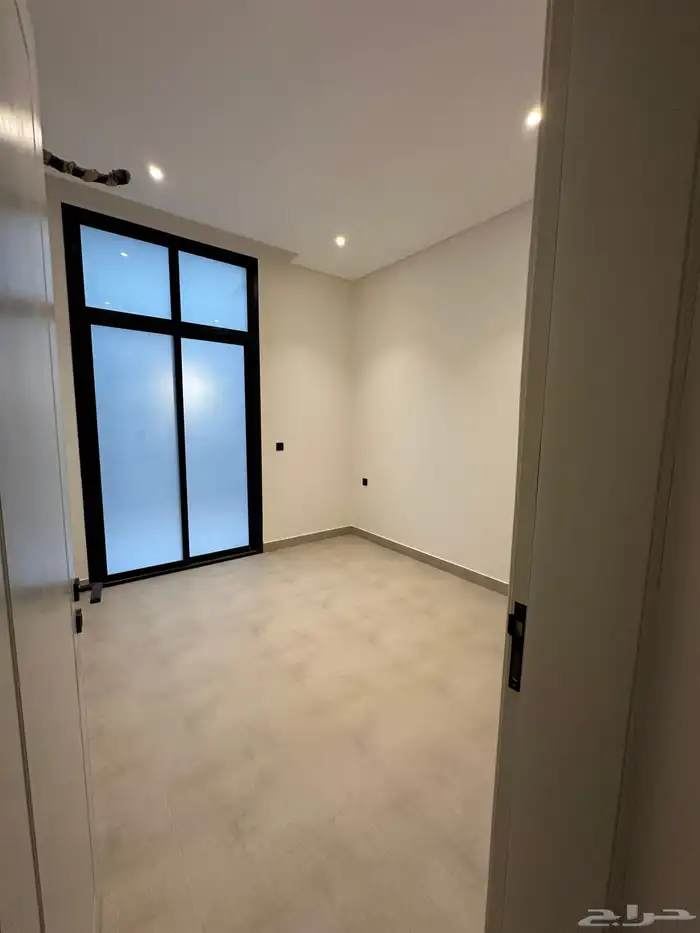 ادوار و بنتهاوس في حي الرمال للبيع 12