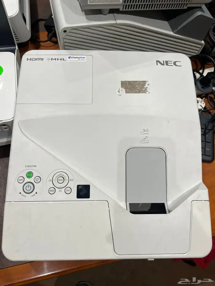 بروجكتر ابسون بحالة ممتازة 2