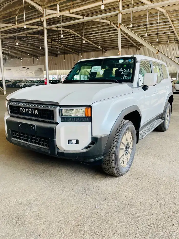تويوتا - برادو دبل 2025 - بنزين 1