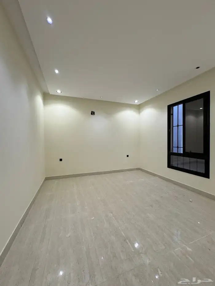 دور تاون هاوس ارضي 16