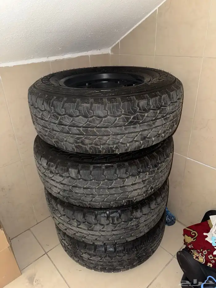 للبيع جنوط 17ميثود اصلي 5 مسمار وكفرات حجرية 1