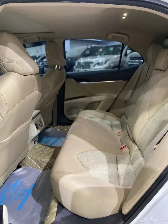 تايوتا كامري فل كامل 2020 GL 7