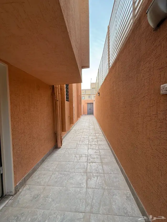 دور علوي للإيجار 0