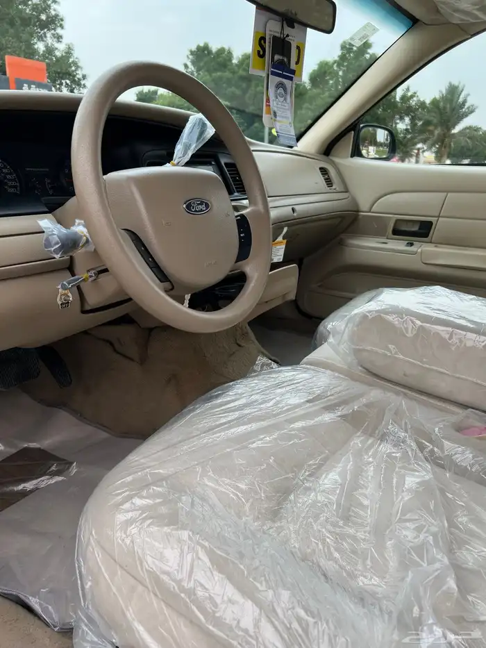 فورد فكتوريا بليسي حكومي سابقن نظيف 2010 10