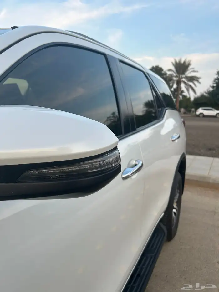 فورتشنر موديل 2024 سته سلندر 5