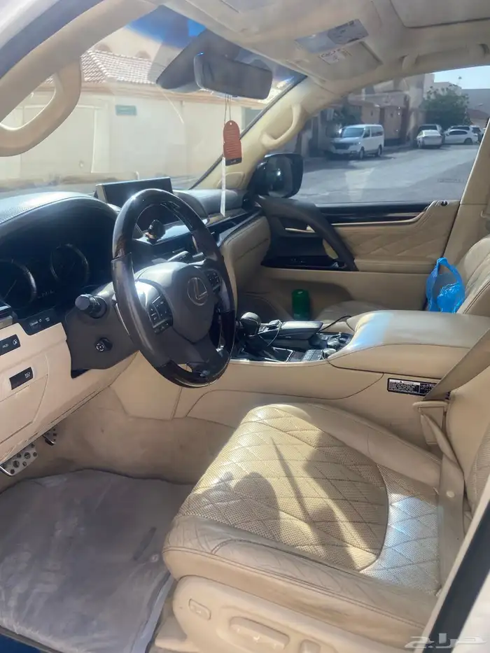 جيب لكزس ماشي 212 2