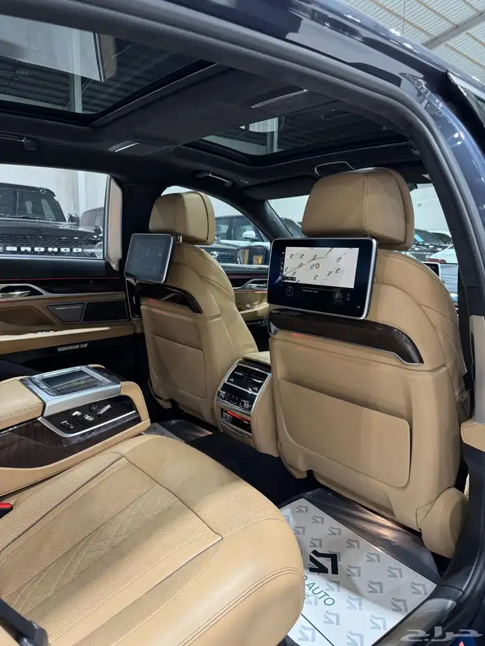 بي ام دبليو 740 ال اي موديل 2016 فل كامل 16