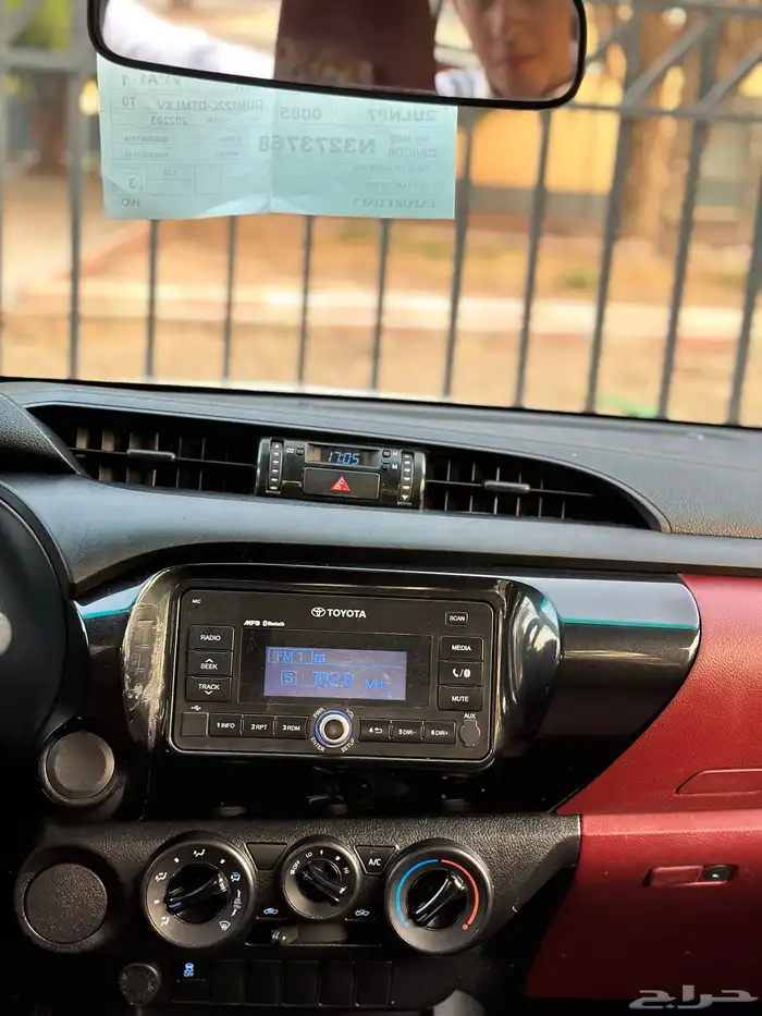 تويوتا هايلوكس GL موديل 2022 قير عادي ديزل 16