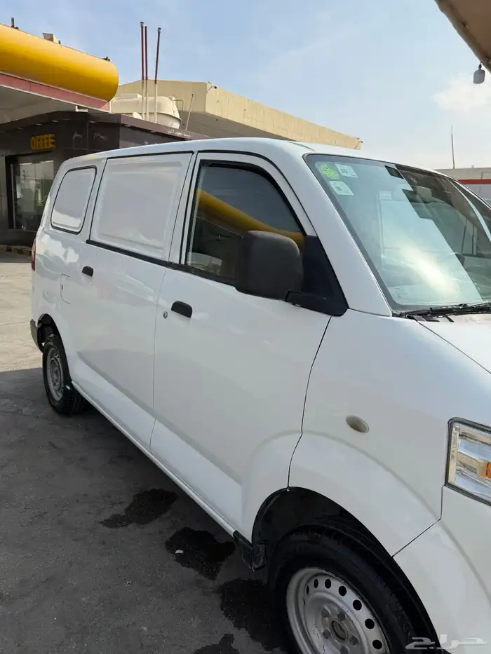 ثلاثه باقات سوزوكي اثنين 2011واحد 2013 5