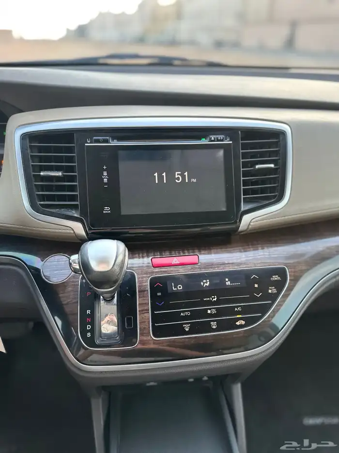 هوندا أوديسي 2020 عنابي 29