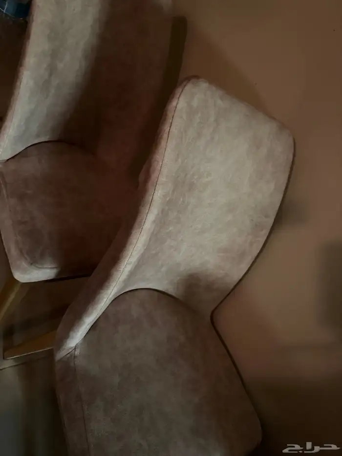 طاولة طعام 2