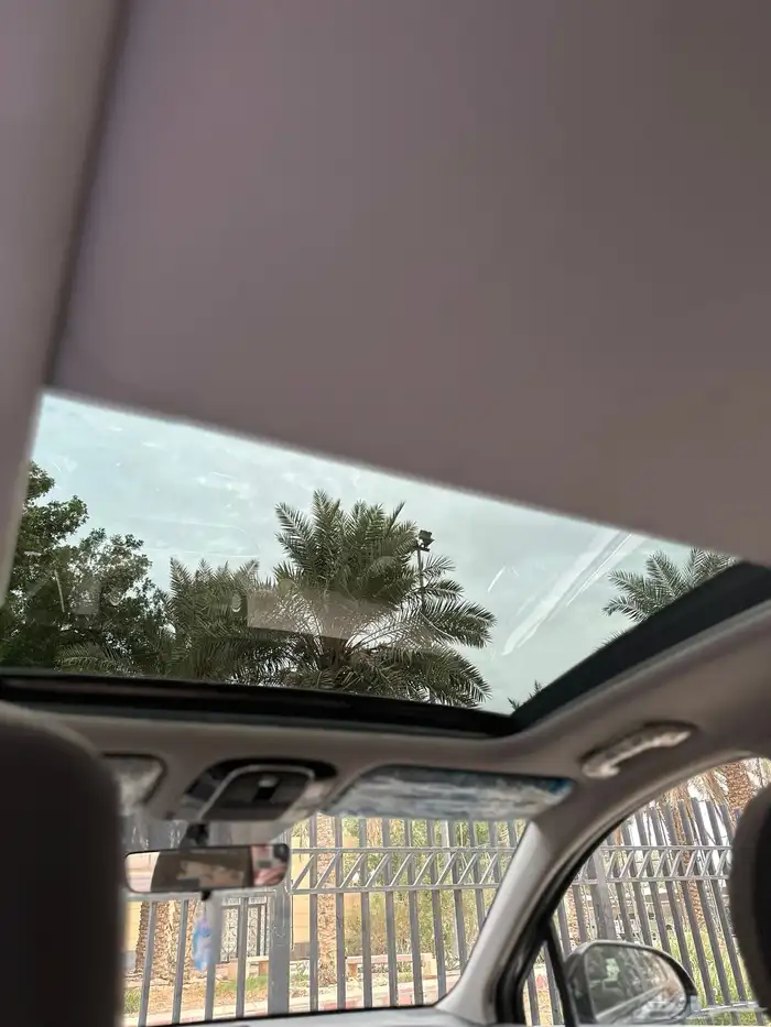 هونداي سنتافي موديل 2021 سعودي نص فل فئة 7 مقاعد 25