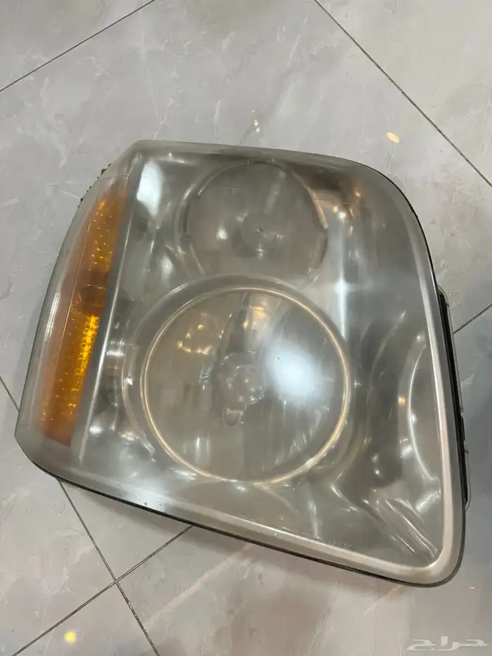 للبيع شمعات يوكن واسطاب خلفي 2007-2014 7