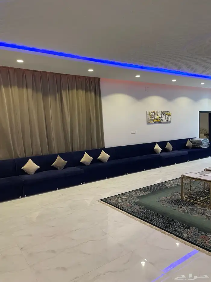 للإيجار استراحة كبيرة فخمة في الطائف متاحة عيد الفطر 15