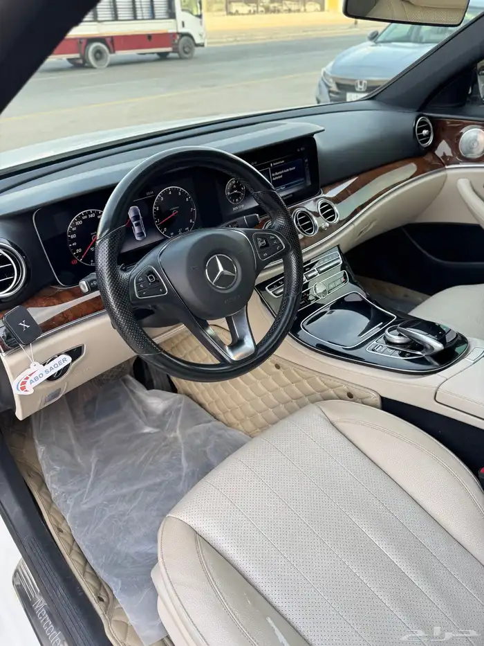 للبيع مرسيدس E300 2017 - فل كامل - أمريكي 10